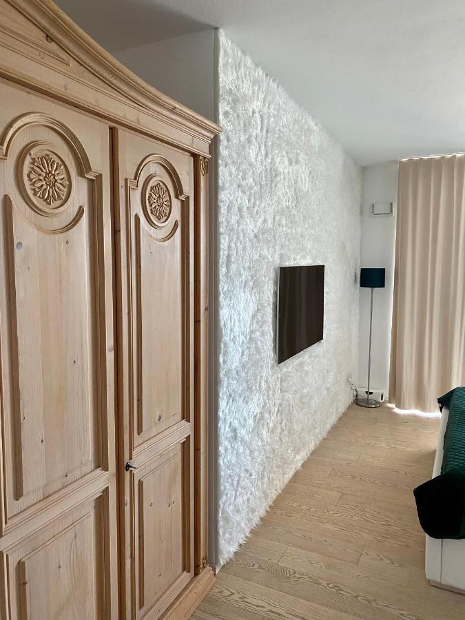 Alpen-Panorama Suite - Einzigartige Privatsuite Hoch Ueber Muenchen, 12Tes Og, Alpenblick, Loggia, Whirlpool, 15 Minuten Zum Zentrum, Ruhe Und Erholung In Der Stadt Muenchen Fuer Privat Und Geschaeftlich Reisende Extérieur photo